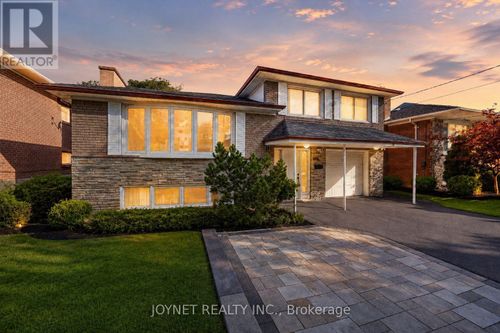 42 Brucedale Cres, Toronto, ON, M2K2C7 | Card Image