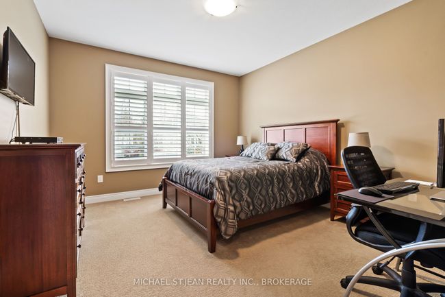 41 Sunrise Crt, House other with 3 bedrooms, 3 bathrooms and 4 parking in Ridgeway ON | Image 7