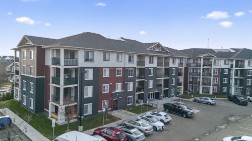 310-18122 77 St Nw, Edmonton, AB, T5Z0N7 | Card Image