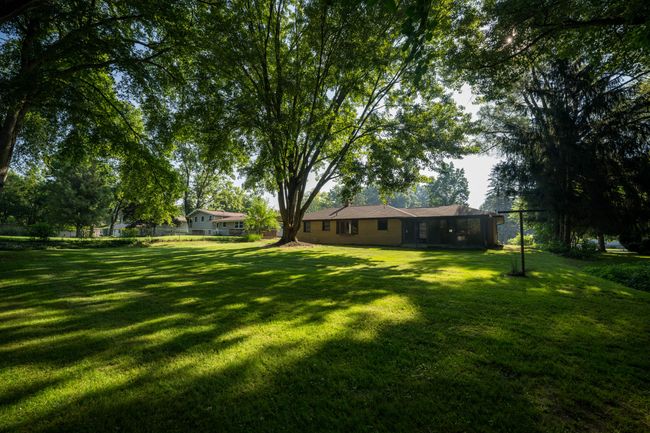 811 Thomas St, House other with 3 bedrooms, 2 bathrooms and null parking in Plainwell MI | Image 27