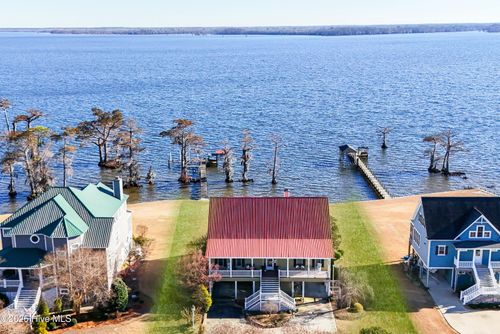 446 Batchelor Bay Dr, Windsor, NC, 27983-7011 | Card Image