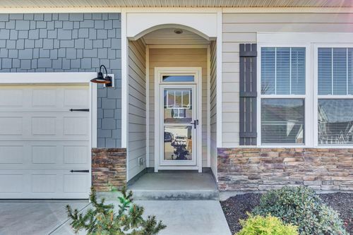 417 Jack Hunter Pl, Woodruff, SC, 29388-6703 | Card Image
