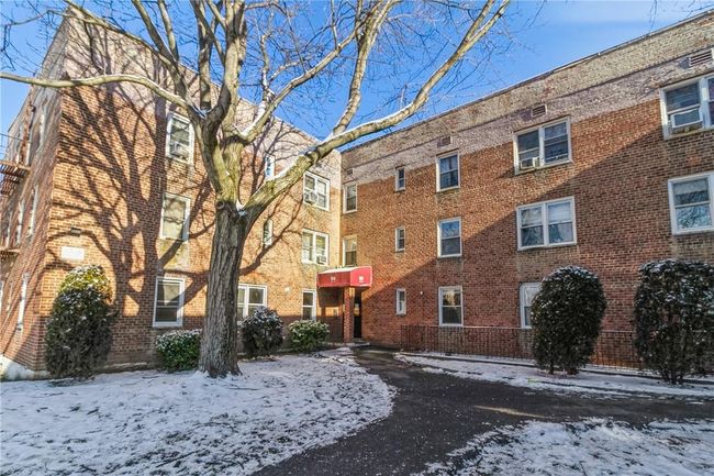 APT-1B - 30 Davenport Ave, Home with 1 bedrooms, 1 bathrooms and null parking in New Rochelle NY | Image 11
