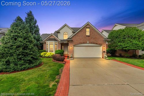 47274 Hunters Park Dr, Plymouth, MI, 48170-3098 | Card Image