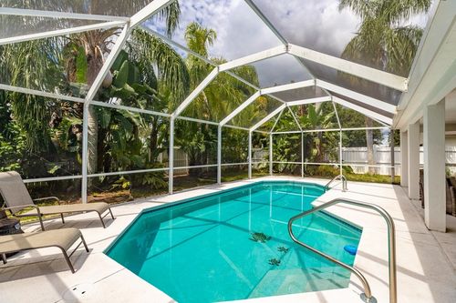 589 Willow Ct, Sebastian, FL, 32958-3934 | Card Image