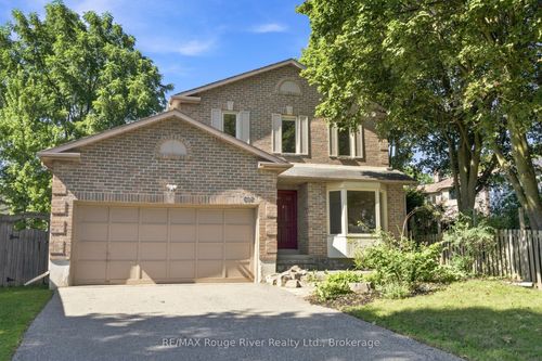 692 Avery Crt, Oshawa, ON, L1K1S8 | Card Image