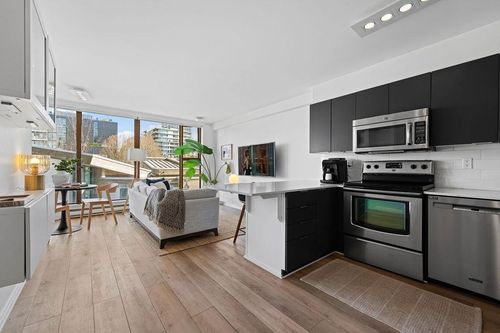404-1633 W 8th Avenue, Vancouver, BC, V6J5H7 | Card Image