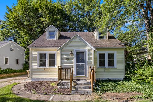 924 Royce Ave, Kalamazoo, MI, 49001-4937 | Card Image