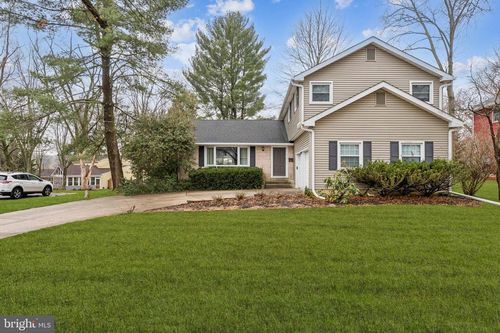 418 Doral Dr, Cherry Hill, NJ, 08003-3320 | Card Image