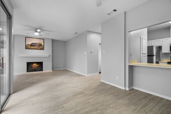 APT-626 - 5310 Keller Springs Rd, Condo with 2 bedrooms, 2 bathrooms and null parking in Dallas TX | Image 4
