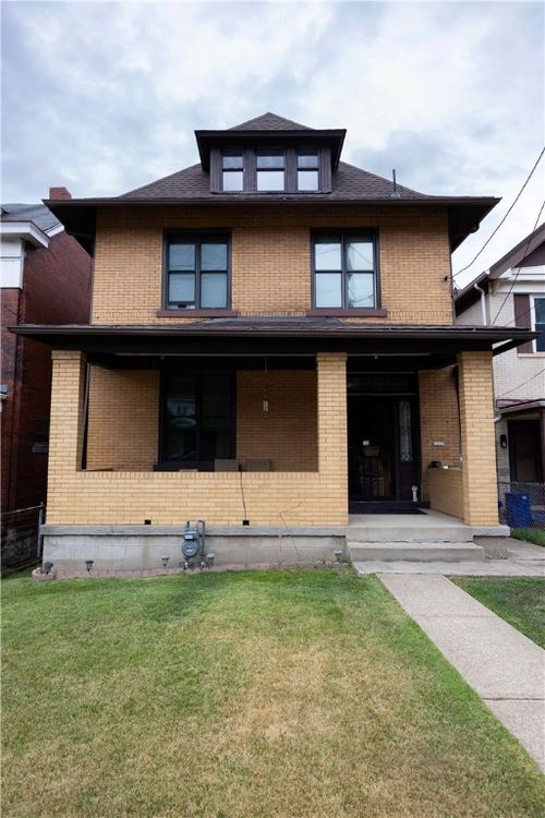 1717 Suburban Ave, Pittsburgh, PA, 15216-3724 | Card Image