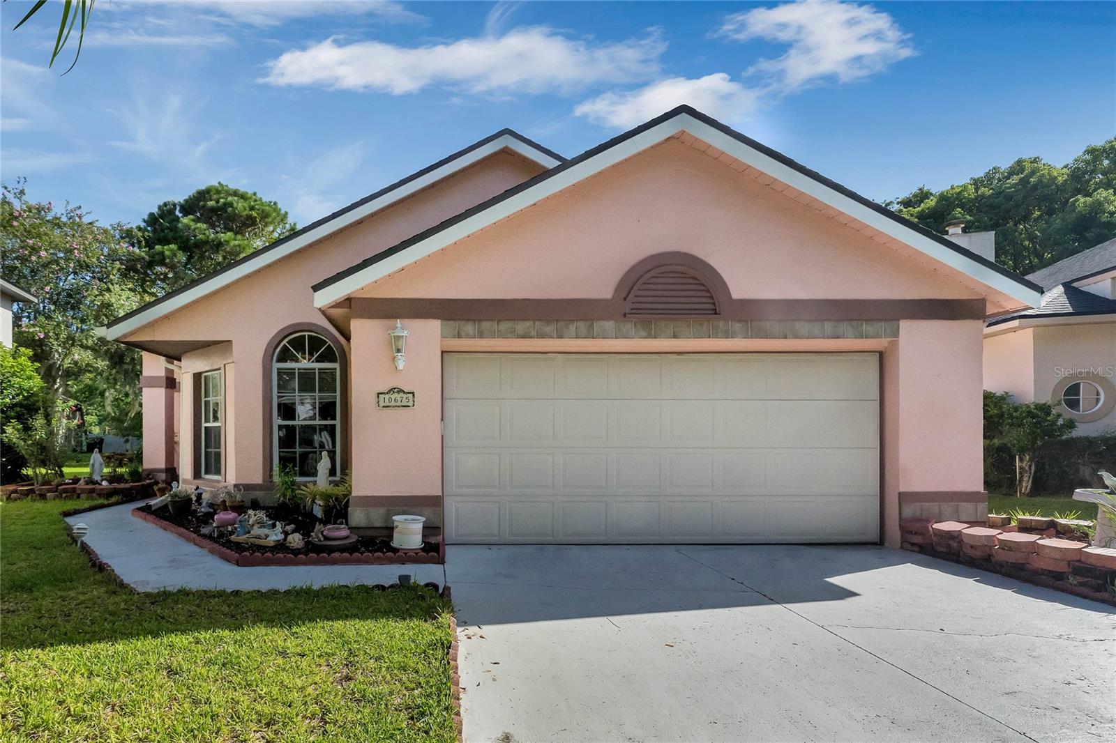 Satinwood Cir, Orlando, FL 32825
