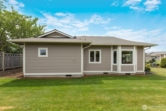 510 W Evergreen Farm Way, Condo with 2 bedrooms, 2 bathrooms and 3 parking in Sequim WA | Image 6