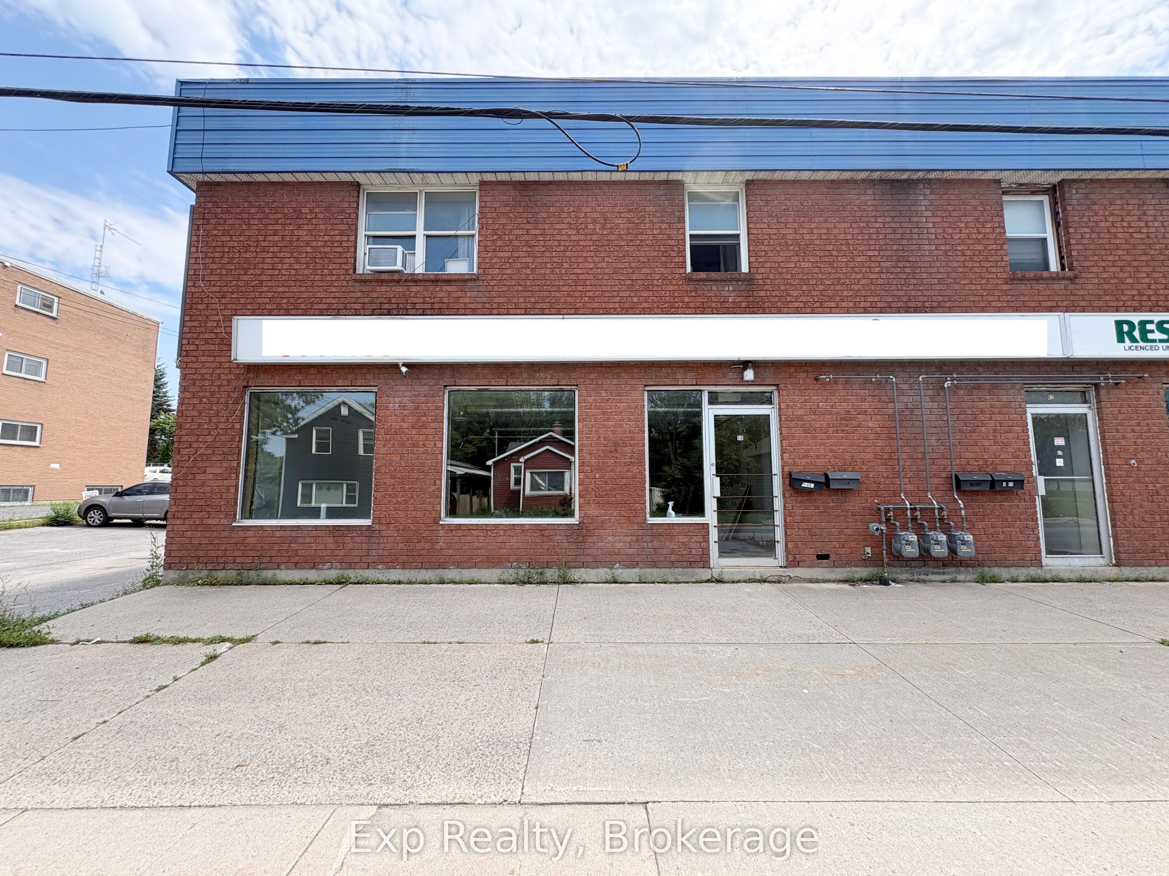 Commercial Lease in Kingston