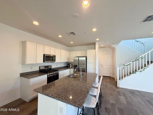 4236 S 58th Ln, Phoenix, AZ, 85043-6415 | Card Image