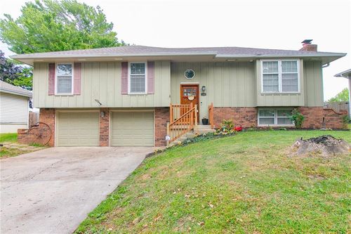 1300 Se Piccadilly St, Blue Springs, MO, 64014-3714 | Card Image