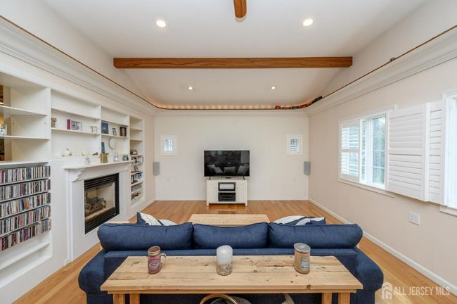 14 Temple Ter, House other with 3 bedrooms, 2 bathrooms and null parking in Lawrence NJ | Image 16