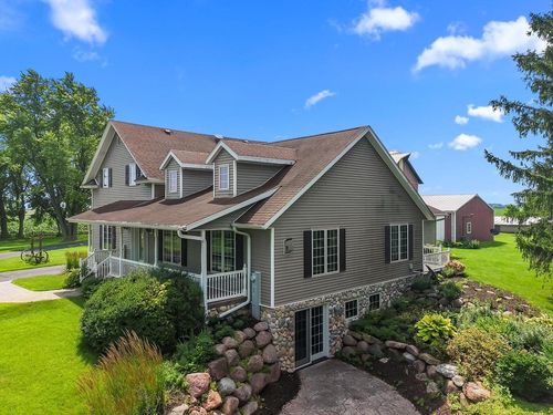 W6827 Hazel Ridge Road, Sugar Creek, WI, 53115 | Card Image