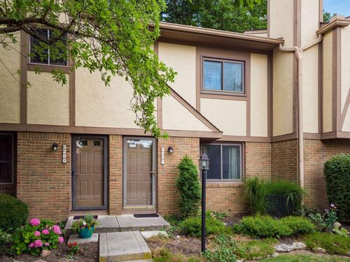 4-3278 Brookview Way, Columbus, OH, 43221-4598 | Card Image