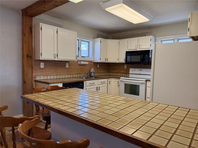 512 W 4 Th Ave, House other with 2 bedrooms, 1 bathrooms and null parking in Big Timber MT | Image 15