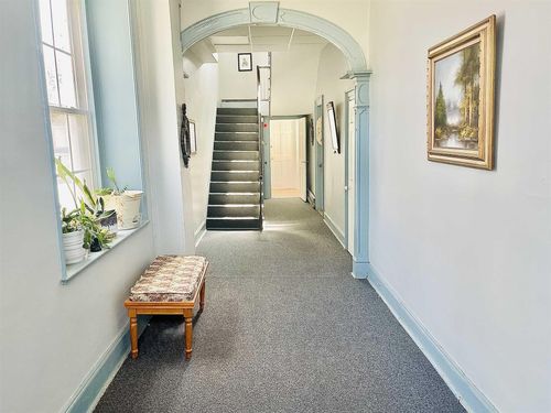 unit-2-1612 Main St, Pleasant Valley, NY, 12569-7047 | Card Image
