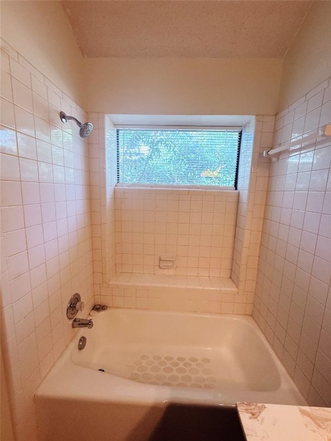 1711 Ryon Ln, House other with 3 bedrooms, 3 bathrooms and null parking in Round Rock TX | Image 19