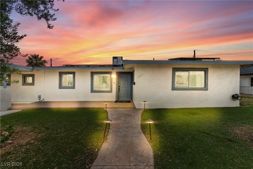 1807 S 7th St, Las Vegas, NV, 89104-2840 | Card Image