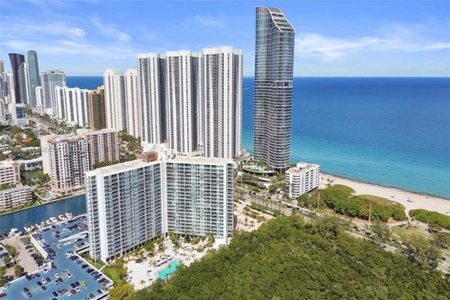 apt-603-100 Bayview Dr, Sunny Isles Beach, FL, 33160-4753 | Card Image
