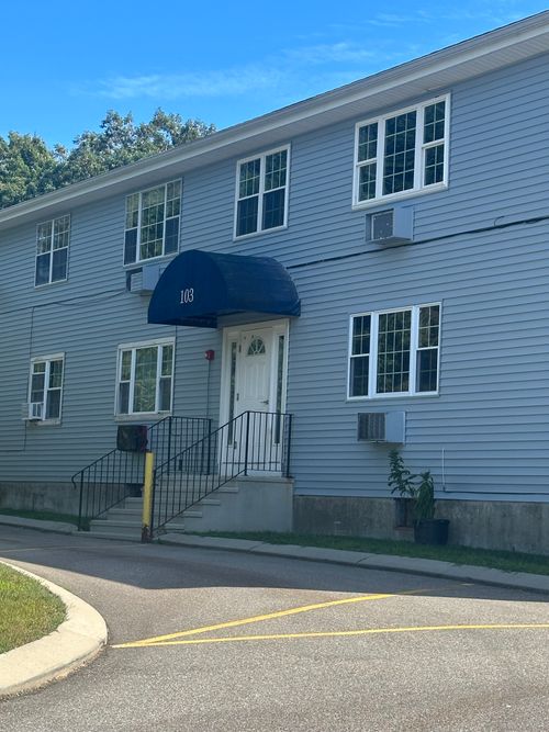 apt-d-103 Horse Pond Rd, Salem, CT, 06420-4042 | Card Image