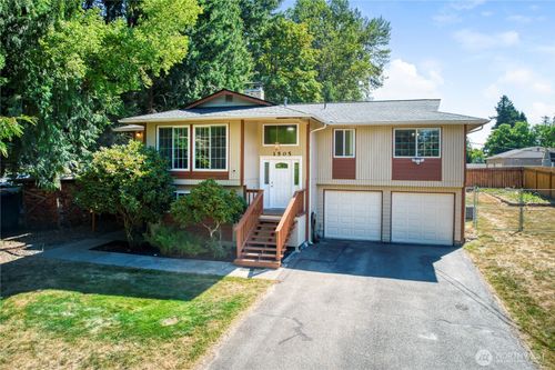 1505 97th Avenue Ct E, Edgewood, WA, 98371-1085 | Card Image
