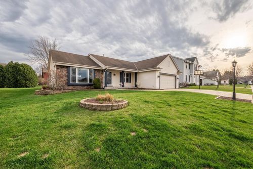 N172W20205 Woodland Trail, Jackson, WI, 53037 | Card Image