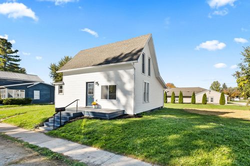 411 E Green Street, Butler, IN, 46721-1131 | Card Image