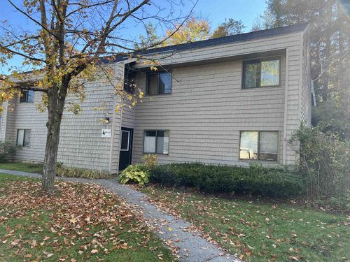 64-64 Hawthorne Cir, South Burlington, VT, 05403-8239 | Card Image