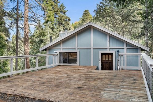 561 Dover Ct, Lake Arrowhead, CA, 92352 | Card Image