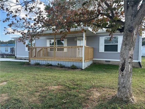512 2nd St, New Haven, WV, 25265 | Card Image