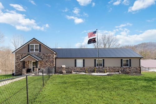 230 Stephen Trace Rd, Barbourville, KY, 40906-7460 | Card Image