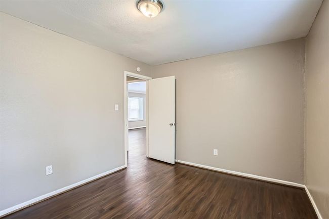 Bedroom | Image 17
