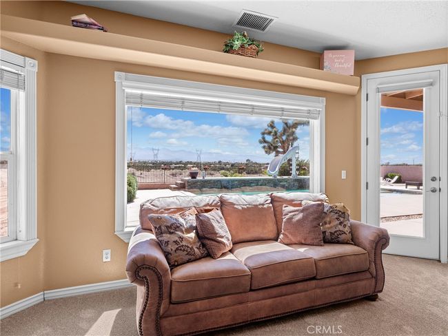 8650 Verbena Rd, House other with 4 bedrooms, 4 bathrooms and 7 parking in Oak Hills CA | Image 52