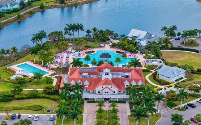 Aerial view with a water view | Image 17