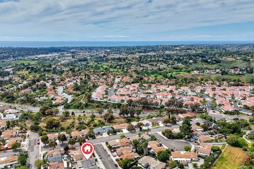 3607 Frenzel Cir, Oceanside, CA, 92056-3924 | Card Image