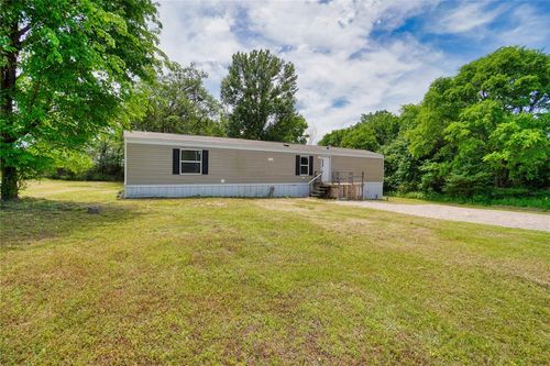 801 E Oak St, Maud, OK, 74854 | Card Image