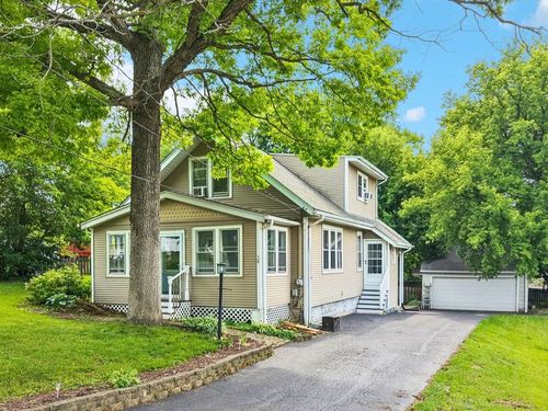 38 Highview Ave, Fox Lake, IL, 60020-1813 | Card Image