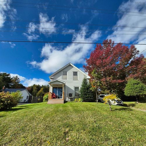9794 Highway 8, Caledonia, NS, B0T1B0 | Card Image