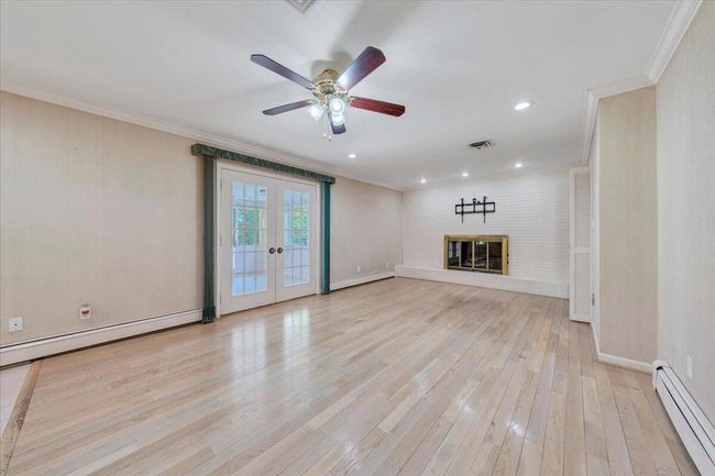 PRETTY HARDWOODS! | Image 29