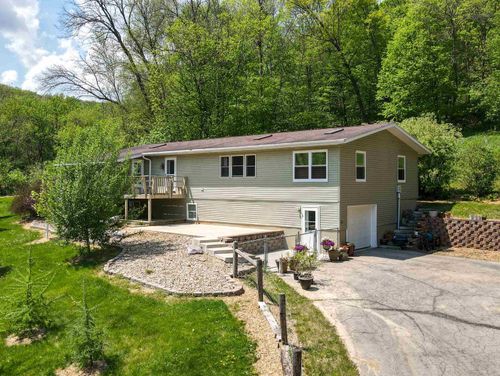 22291 Ledo Ln, Richland Ctr, WI, 53581-6378 | Card Image