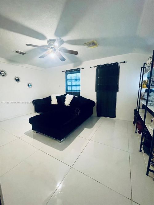 2751 Nw 99th St, Miami, FL, 33147-2025 | Card Image