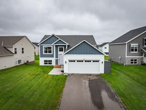 9234 25th St Ne, Saint Michael, MN, 55376-5403 | Card Image