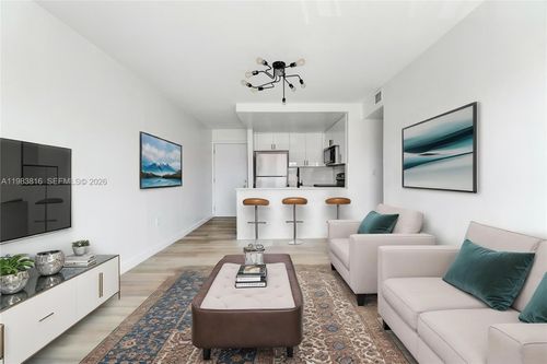 apt-104-620 Sw 10th St, Miami, FL, 33130-3849 | Card Image