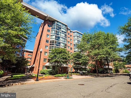 721-1024 N Utah St, ARLINGTON, VA, 22201-5736 | Card Image