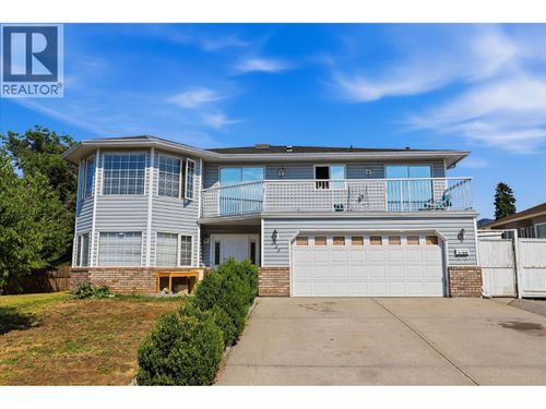 693 Mayfair Crt, Kelowna, BC, V1X7H7 | Card Image